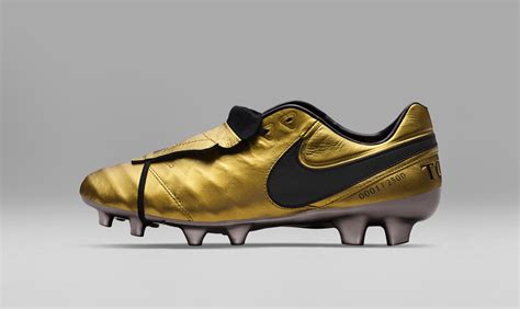 nike gouden voetbalschoenen|voetbalschoenen dames.